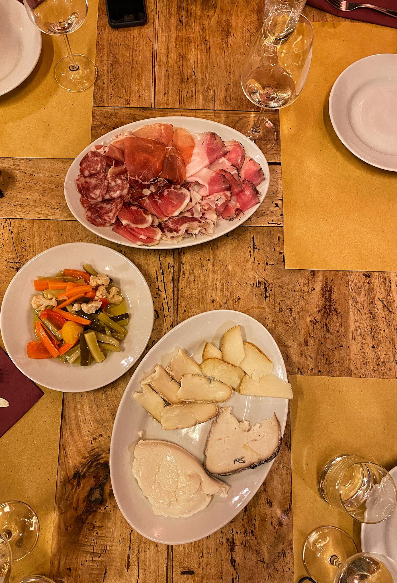 salumi formaggi giardiniera