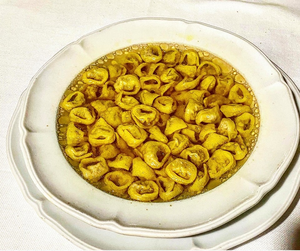 tortellino in brodo