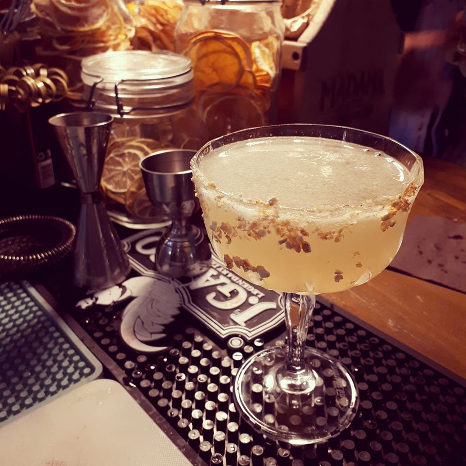 madama beerstro